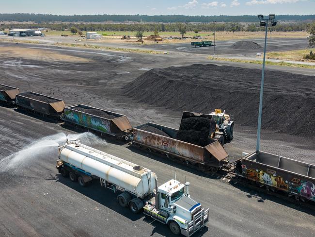 The first train load of coal, from New Acland Coal Stage 3, have departed for the port of Brisbane.