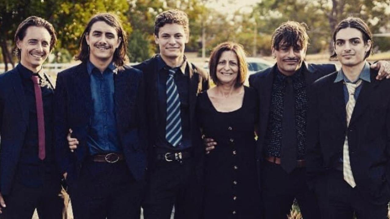 Angie Nichol with her sons Eli, Isaac, Jesse, Michael and Zane.