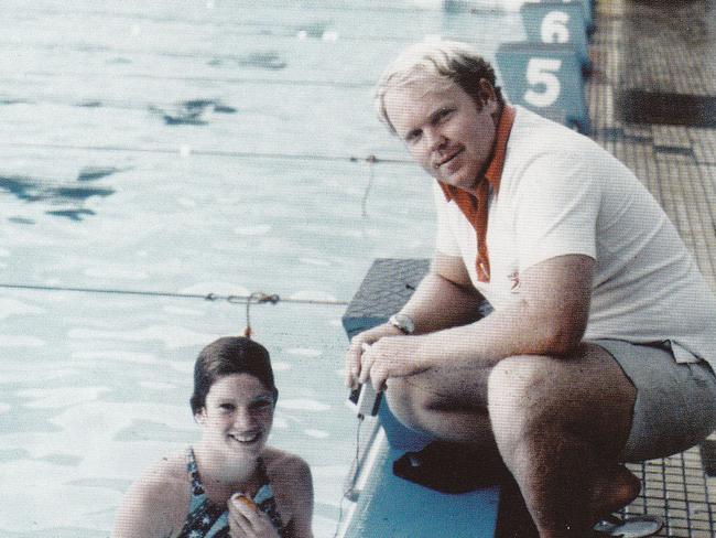 Bill Sweetenham training his superstar swimmer Tracey Wickham.