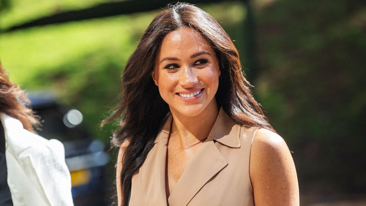 meghan markle birthday outfit