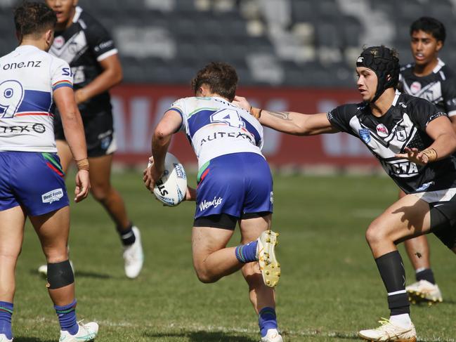 Turama Paranihi evades a tackle for the Warriors. Picture: Warren Gannon Photography