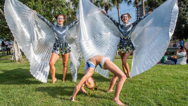 DARWIN, AUSTRALIA Sunday, 31 December, 2023:DARWIN NEW YEARS EVE 2023 York Burvill with Fairy Jill pose for a photo at Darwin Waterfront. Picture: Pema Tamang Pakhrin