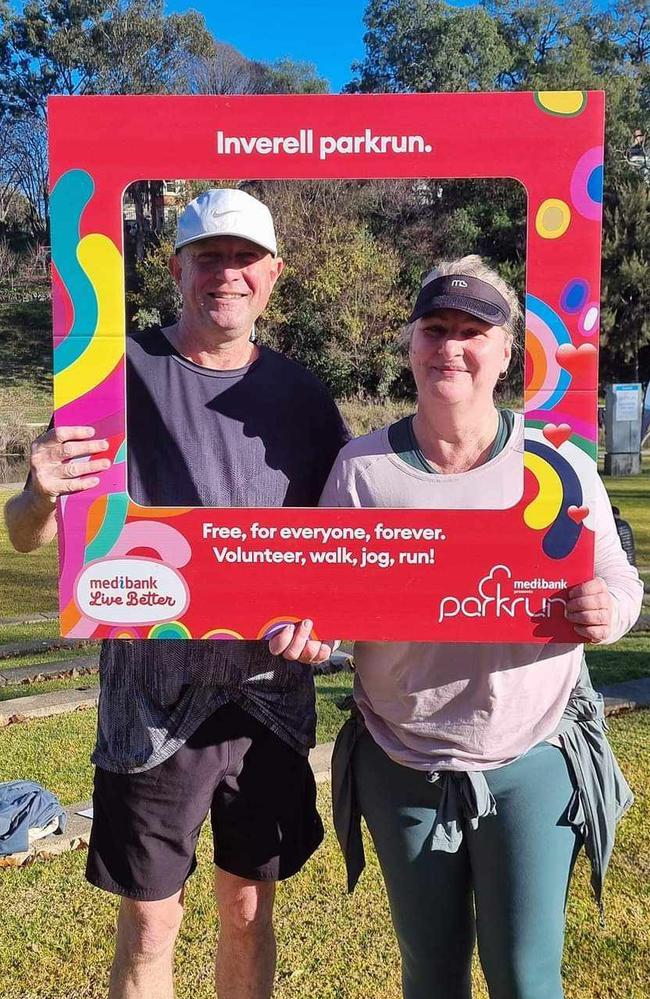 Karen Smith and her partner, Paul Crouchen at ParkRun Inverell.