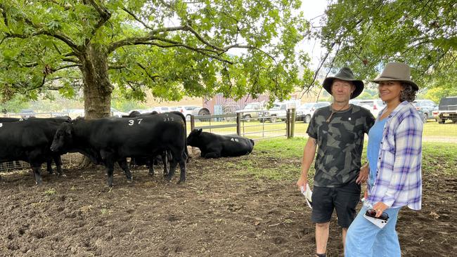 Scott and Aminah Andersen from Hazel Dell Simmentals at Ryanston, paid $14,500 for a Black Simmental bull at the Brewer Beef sale at Tallangatta Valley. It was the top price for the sale.