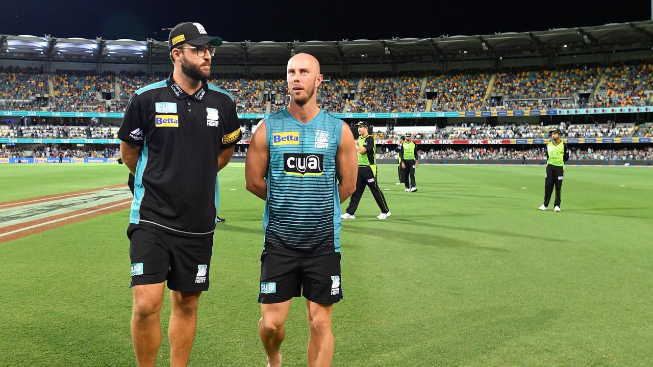 Brisbane heat coach Daniel Vettori and captain Chris Lynn (right). Photo: Darren England/AAP Image. 