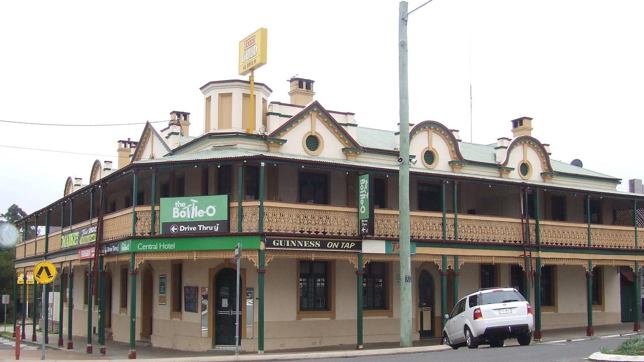 A Stanthorpe teacher who punched another man in the face at the Central Hotel was so aggravated security and bystanders had to physically restrain him before police arrived. Photo: Stanthorpe Border Post Archives