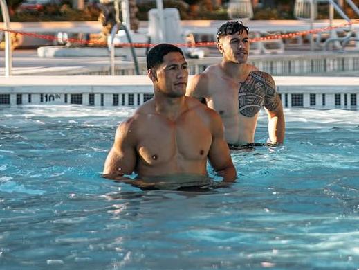 Roger Tuivasa-Sheck at the Warriors’ Las Vegas hotel pool. Picture: Instagram