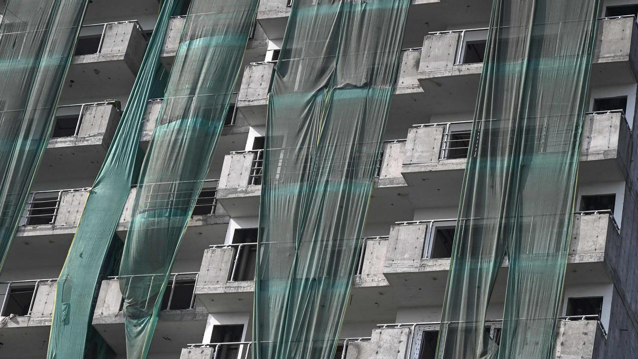 Construction work was temporarily halted because of worsening air pollution. Picture: Sajjad Hussain/AFP