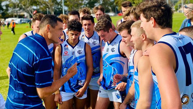 Glenunga coach Nathan Grima addresses his players during his first season with the club. Picture: Max Stapleton