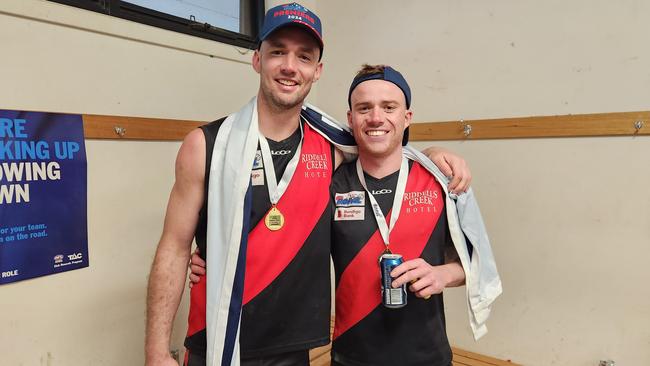 Josh Grabham and Tommy Alkemade celebrate Riddell's premiership.