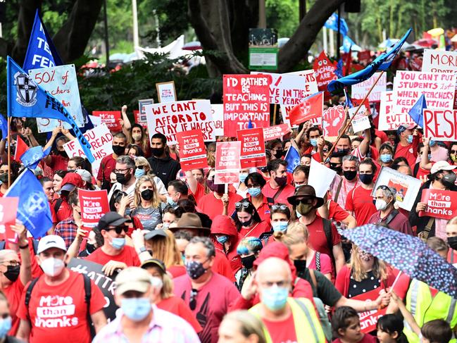 SYDNEY, AUSTRALIA - NewsWire Photos DECEMBER 7, 2021: Tens of thousands of public school teachers  demonstrating outside NSW Parliament for better pay and working conditions during the 24 hour teachers strike.Picture: NCA NewsWire / Jeremy Piper
