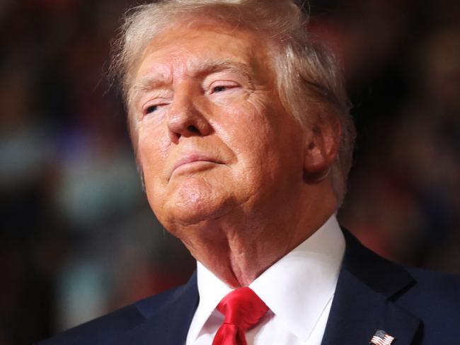 HARRISBURG, PENNSYLVANIA - JULY 31: Republican presidential nominee, former U.S. President Donald Trump speaks at a rally on July 31, 2024 in Harrisburg, Pennsylvania. Trump is returning to Pennsylvania for the first time since the assassination attempt. Polls show a close race with Democratic presidential candidate, U.S. Vice President Kamala Harris.   Spencer Platt/Getty Images/AFP (Photo by SPENCER PLATT / GETTY IMAGES NORTH AMERICA / Getty Images via AFP)