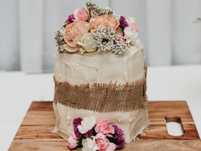 this wedding cake came from woolies