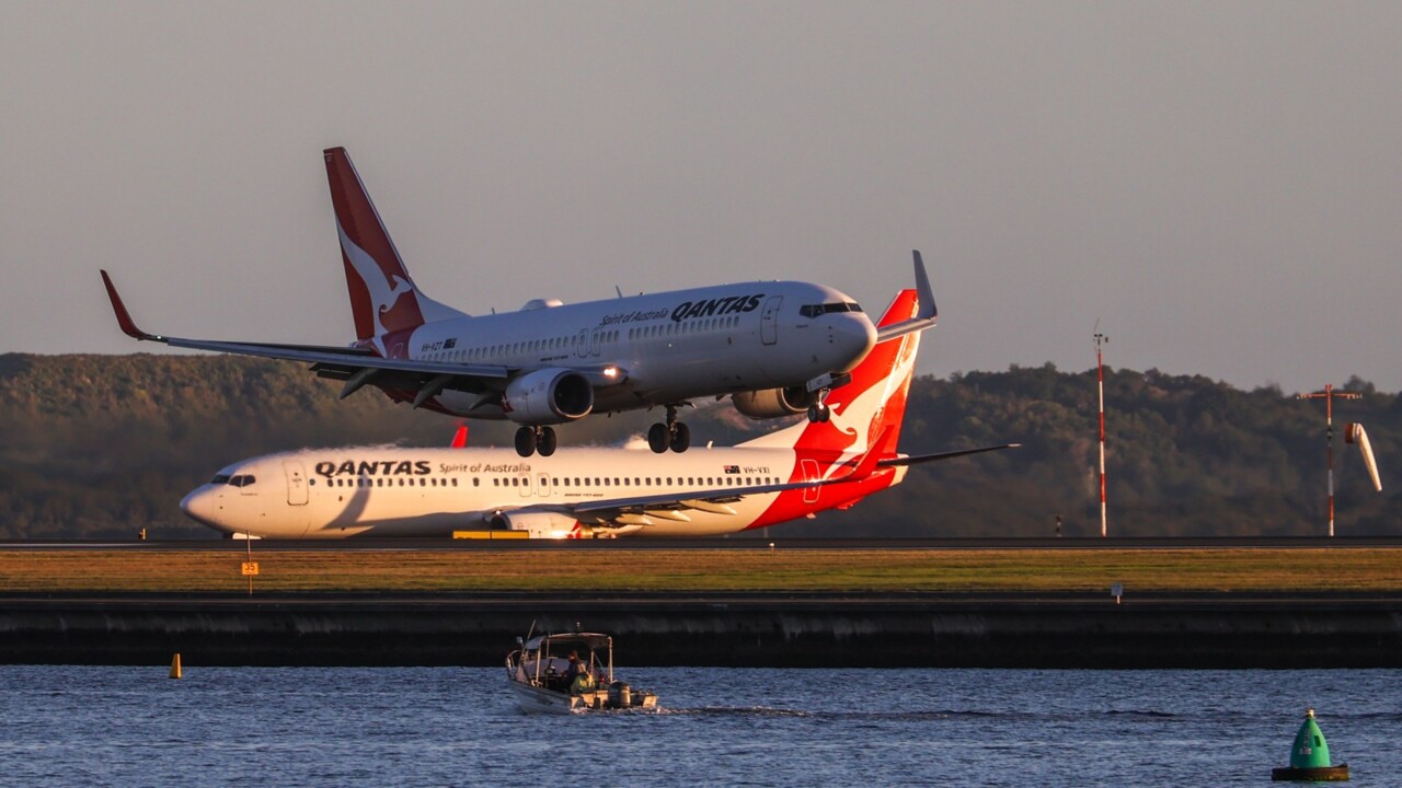 Qantas CEO addresses airport delays