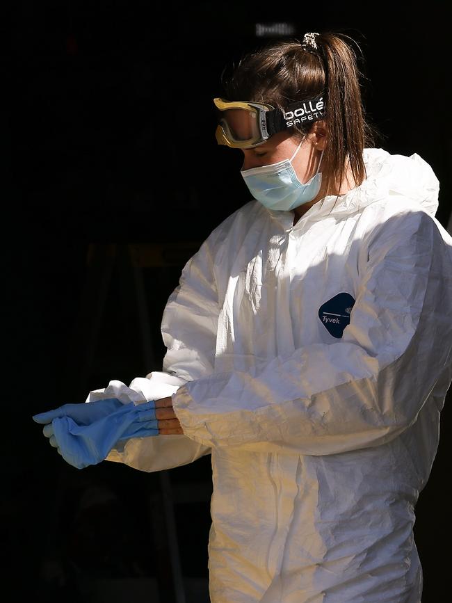 A drug lab was found in the garage of the Port Melbourne home. Picture: Ian Currie