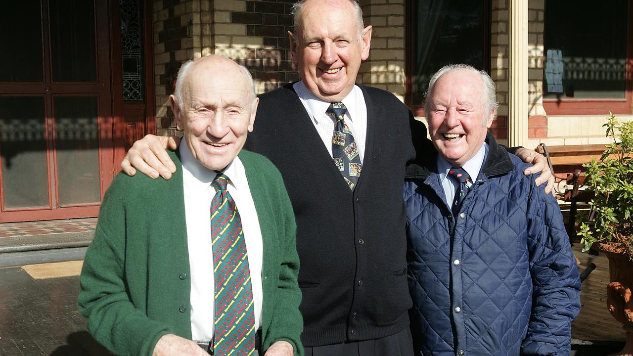 Former Jockeys Scobie Breasley and Ron Hutchinson with  Broadcaster John Russell outside the St Albans Stud Homestead
