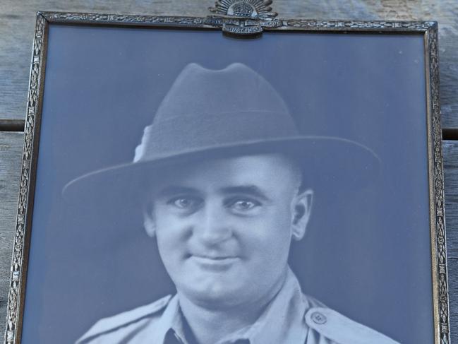 04/11/09 - Anzac Descendants for the Remembrance Anzac360.  Henry Sandercock 1944.Picture: Tom Huntley