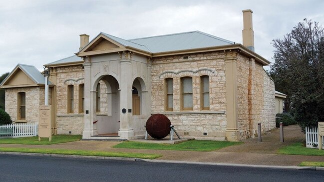 The Nepean Historical Society, also known as Sorrento museum.