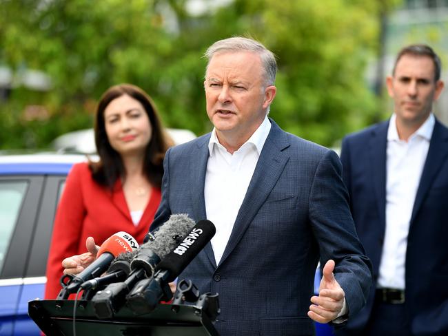 Anthony Albanese has accused the government of leaving Australians waiting for the vaccine. Picture: NCA NewsWire / Dan Peled