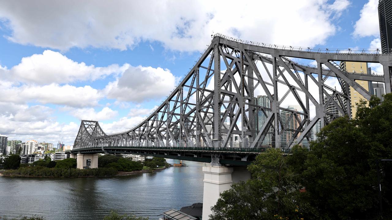 City Hall told to reveal real reason for closing Story Bridge footpaths
