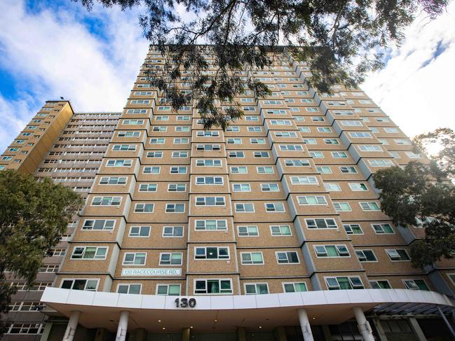 The list of exposure sites includes the public housing tower at 130 Racecourse Rd in Flemington. Picture: NCA NewsWire/Sarah Matray