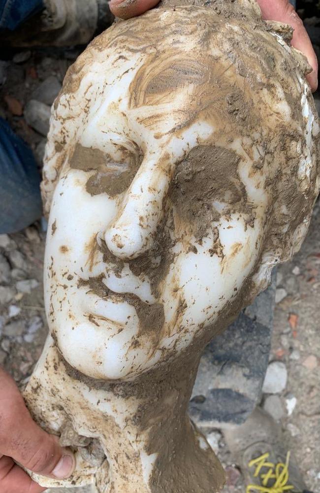 A ‘splendid intact’ marble head was discovered by construction workers during works for the ‘redevelopment of the Mausoleum of Augustus and Piazza Augusto Imperatore’. Picture: Twitter/gualtierieurope