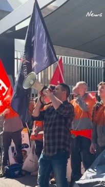 ETU tradies strike in Brisbane City