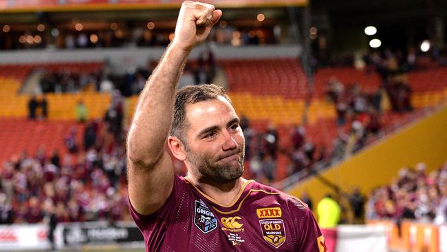 BRISBANE, AUSTRALIA - JULY 12: Cameron Smith of the Maroons celebrates victory after game three of the State Of Origin series between the Queensland Maroons and the New South Wales Blues at Suncorp Stadium on July 12, 2017 in Brisbane, Australia.  (Photo by Bradley Kanaris/Getty Images)