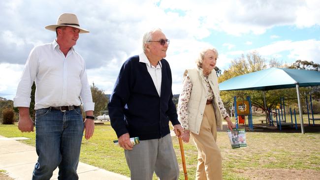 Barnaby Joyce with mum and dad, Jim and Marie in Woolbrook in 2019. Picture: Peter Lorimer