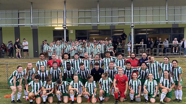 The Ipswich Knights senior men's team wore a retro St Helens strip in their final game of the season, cheered on by some long-time Saints supporters.