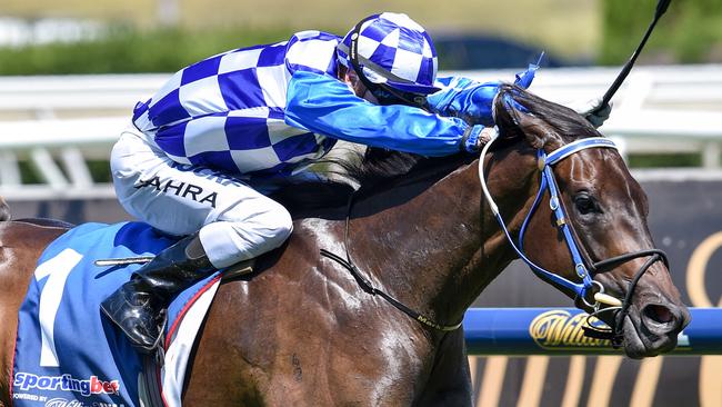 Fontiton will be shooting for four straight wins on Saturday in the Blue Diamond.