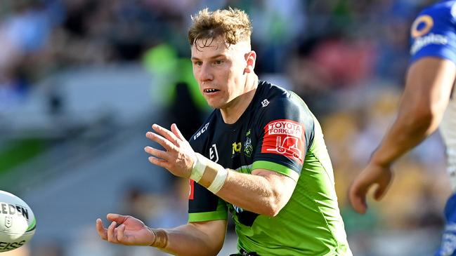 George Williams of the Raiders passes the ball during the round 10 NRL match between the Canterbury Bulldogs and the Canberra Raiders at Suncorp Stadium, on May 15, 2021, in Brisbane, Australia. (Photo by Bradley Kanaris/Getty Images)