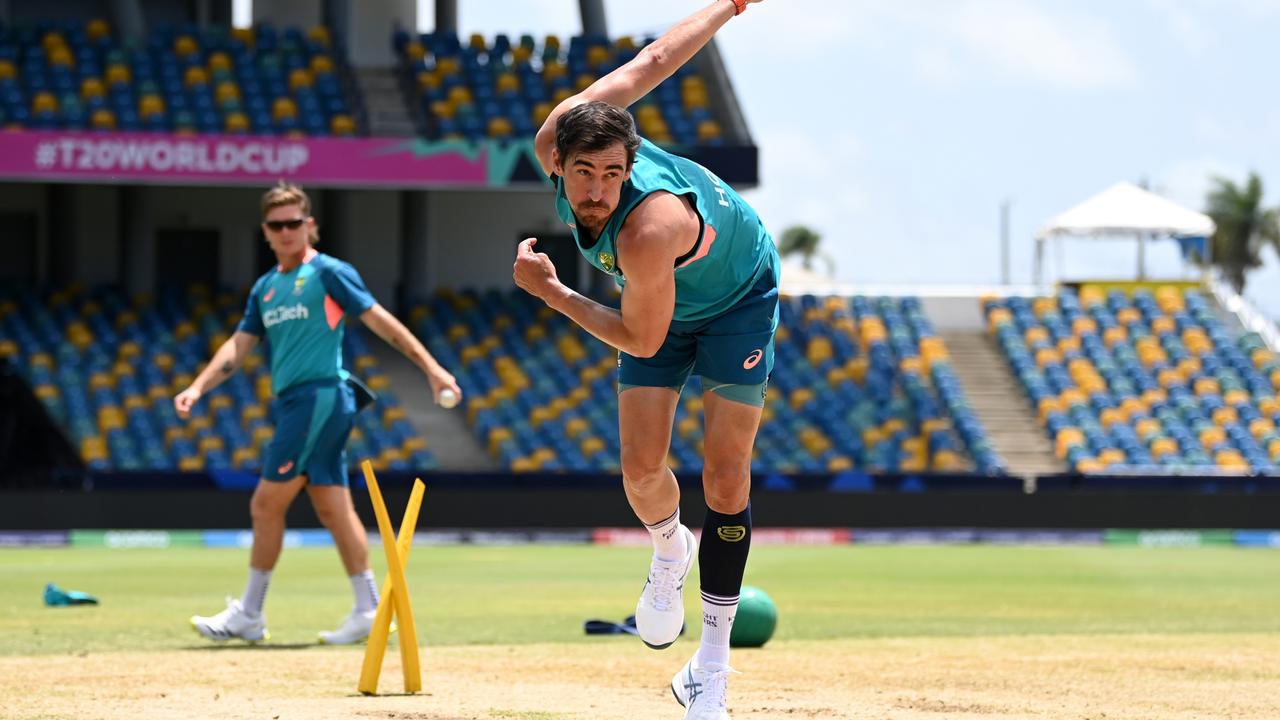 Mitchell Starc of Australia. Photo by Gareth Copley/Getty Images