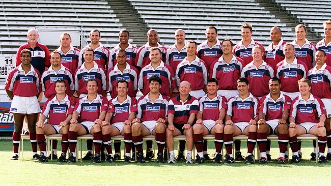 The 2001 Queensland Reds, including Sean Hardman, back row, Glenn Panoho and Elton Flatley, front row. PicGlenn/Barnes - sport rugby union jersey