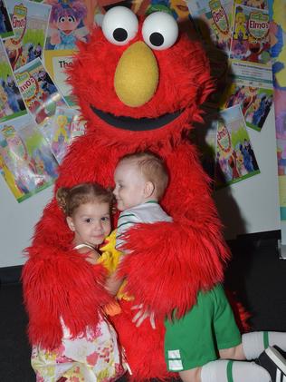 Darwin kids meet Elmo | NT News