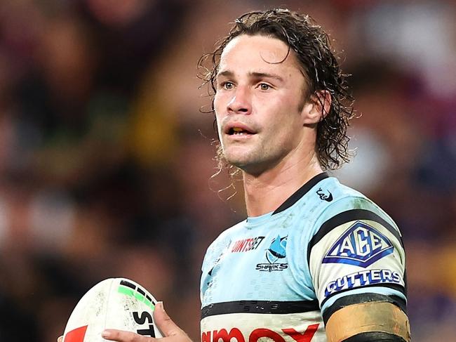 BRISBANE, AUSTRALIA - MAY 18: Nicho Hynes of the Sharks looks on during the round 11 NRL match between Cronulla Sharks and Sydney Roosters at Suncorp Stadium, on May 18, 2024, in Brisbane, Australia. (Photo by Hannah Peters/Getty Images)