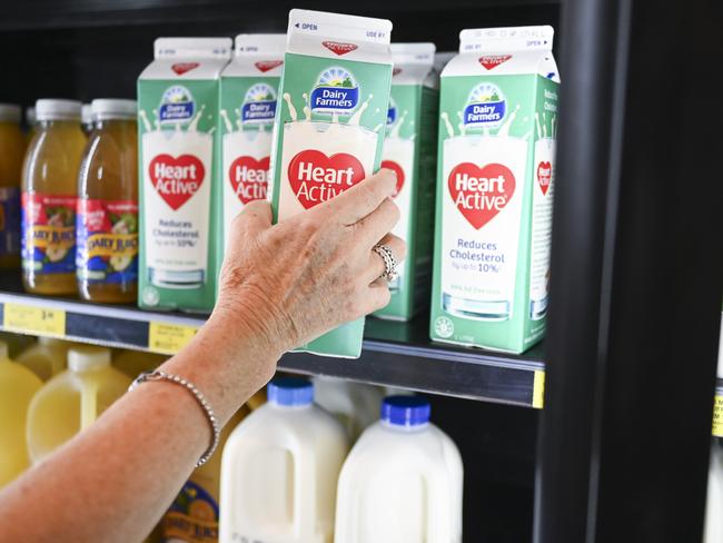 CANBERRA, AUSTRALIA, NewsWire Photos. OCTOBER 2, 2023: Stock images of milk at the supermarket in Canberra. Picture: NCA NewsWire / Martin Ollman