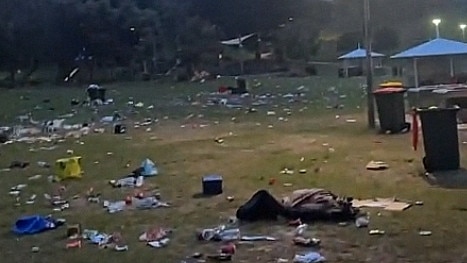 Masses of garbage were left by thousands of revellers who descended onto Bronte Beach for Christmas Day celebrations. Picture: NCA NewsWire