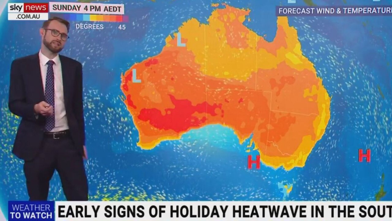 UK weather: School holiday heatwave! 34C forecast for next week