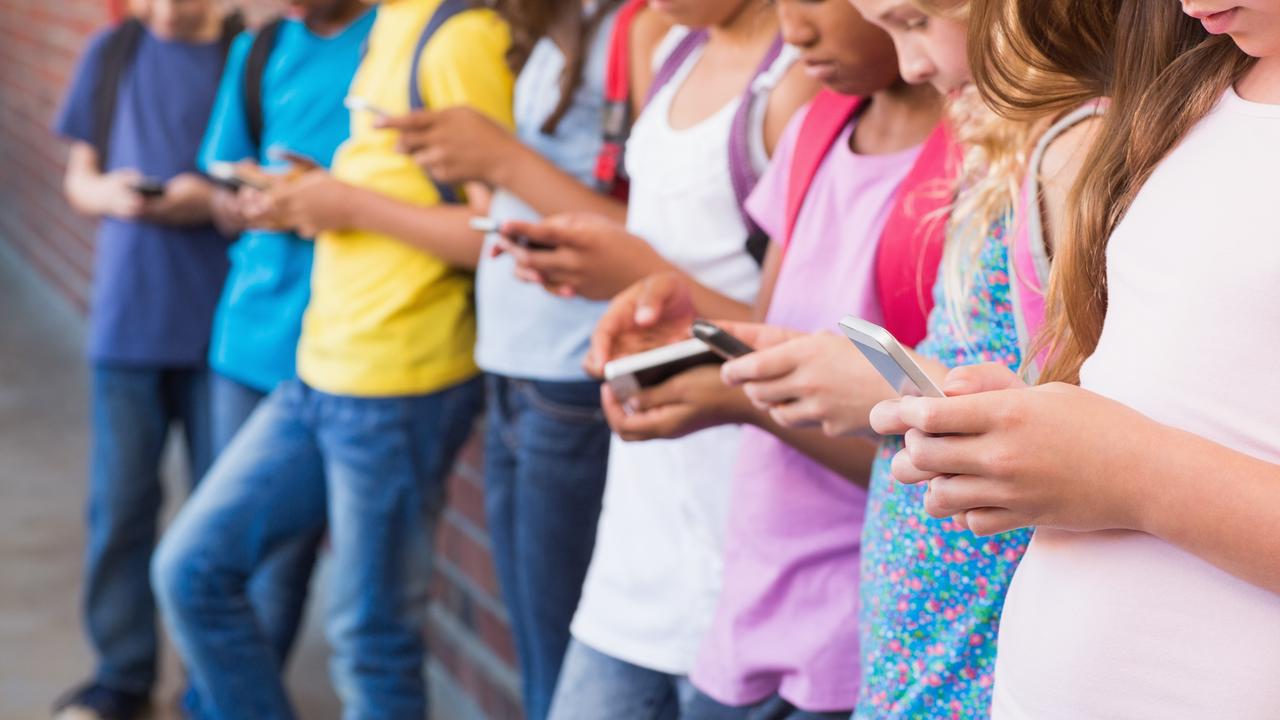 School Phone Ban: Mobiles Banned To Combat Bullying, Sex Images, Stress ...