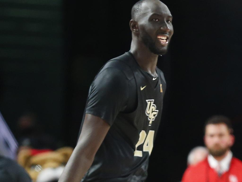 Tacko Fall went to China and turned into Wilt Chamberlain - Ex-Boston  Celtic Tacko Fall is dominating in China and NBA Twitter can't have enough  of it