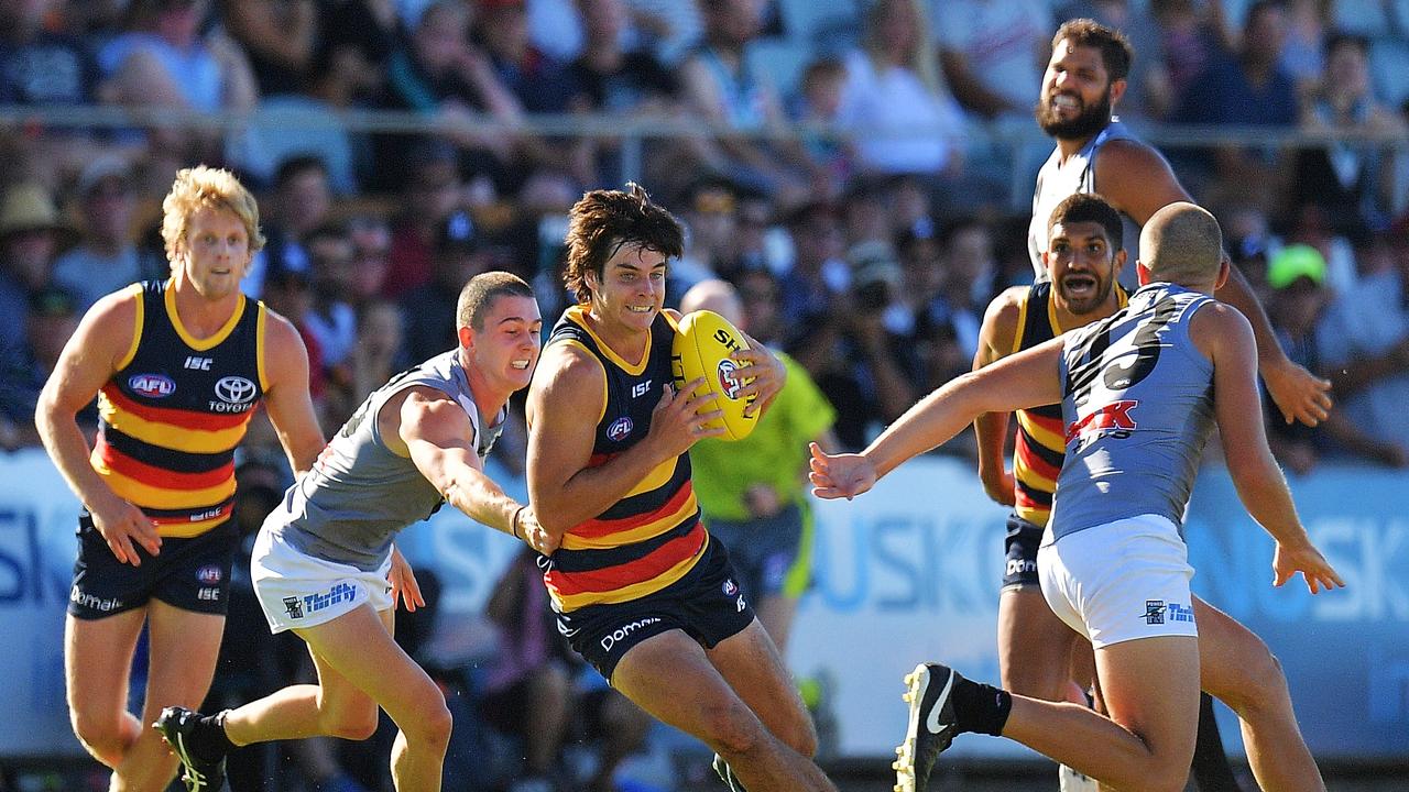 Darcy Fogarty on the burst during last year’s JLT Community Series clash at Alberton Oval. Picture: Daniel Kalisz/Getty Images