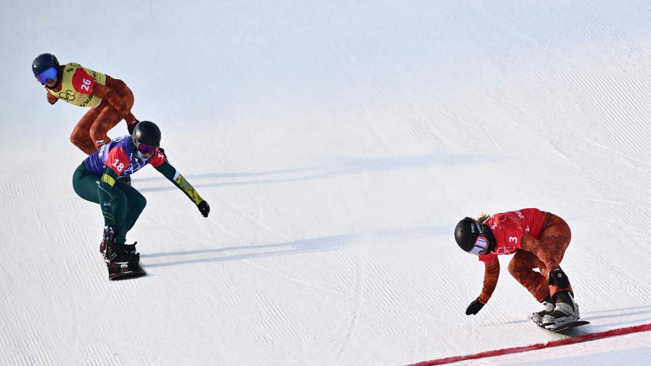 Belle Brockhoff (L) finished second in her semi. Picture: Marco Bertorello/AFP