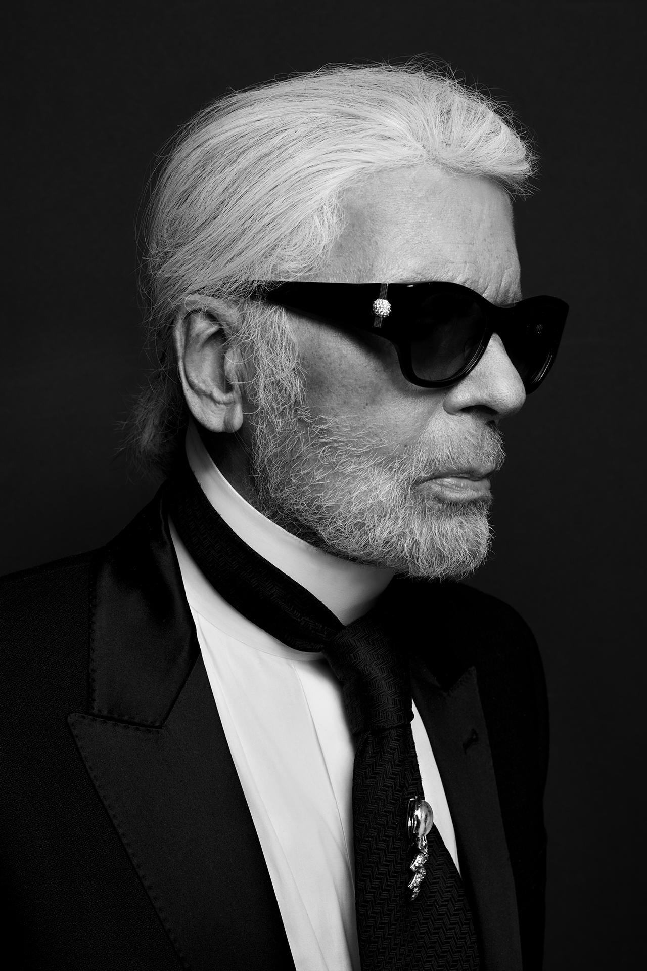 Fashion designer Karl Lagerfeld, Chanel's creative director, dead at 85