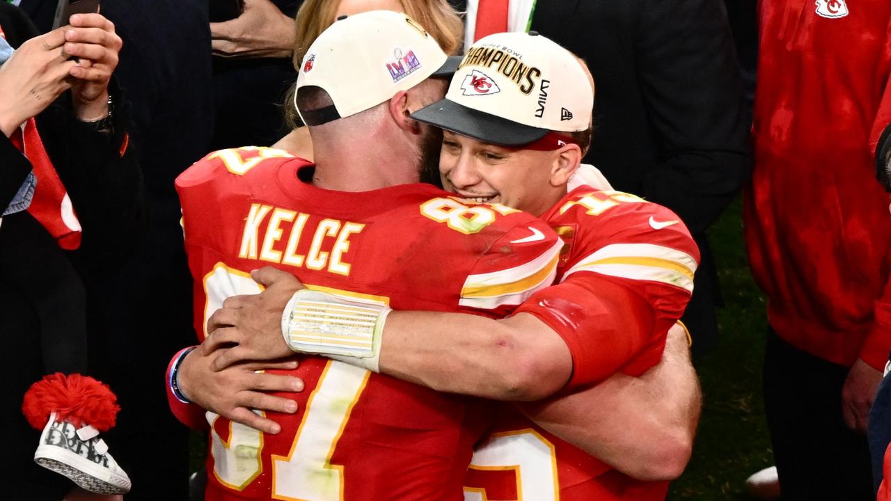 Travis Kelce and Patrick Mahomes are Super Bowl champs again. (Photo by Patrick T. Fallon / AFP)