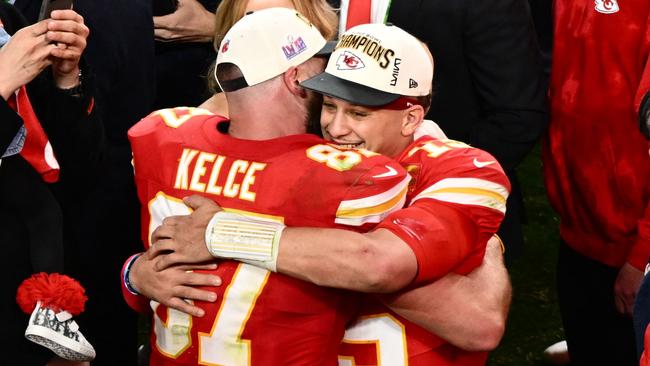 Travis Kelce and Patrick Mahomes are Super Bowl champs again. (Photo by Patrick T. Fallon / AFP)