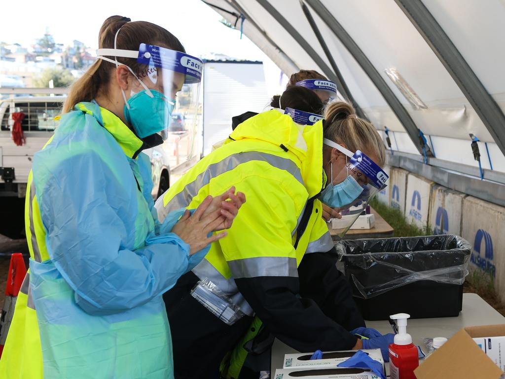 Nurses are seen working at the Bondi Beach Covid-19 testing clinic in Sydney. Picture: NCA NewsWire / Gaye Gerard