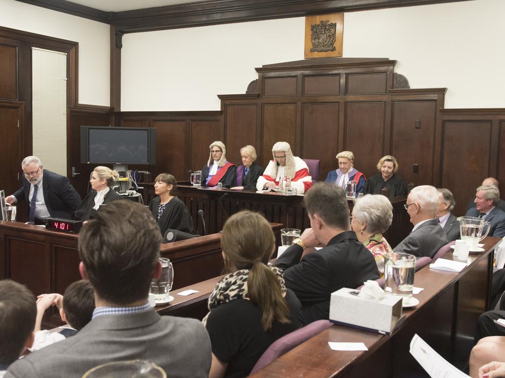 Reference in mates’ vape scam leaves judge smelling a rat