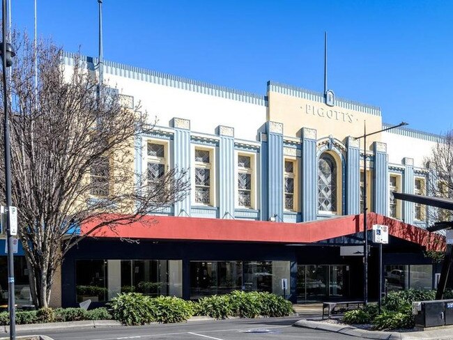 The heritage-listed Pigott's building on Ruthven Street.