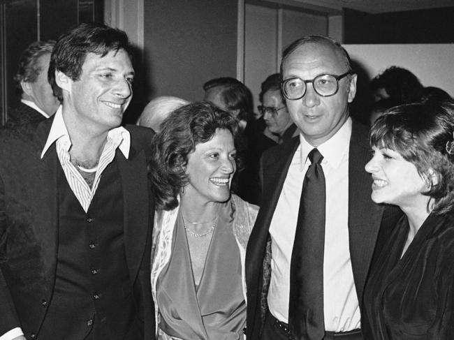 Ron Leibman, from left, his wife Linda Lavin, playwright Neil Simon and Dinah Manoff in New York following the opening of the play I Ought to be in Pictures. Picture: AP